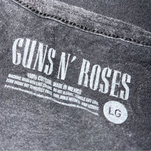 Vintage Guns n Roses gray fade out T-shirt with graphic design front! - Picture 6 of 7